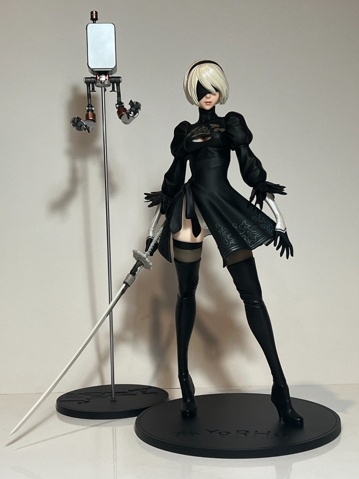 ฟิกเกอร์ YoRHa No. 2 Type B/Pod 042 DX Edition NieR:Automata มือ 2 รูปที่ 1