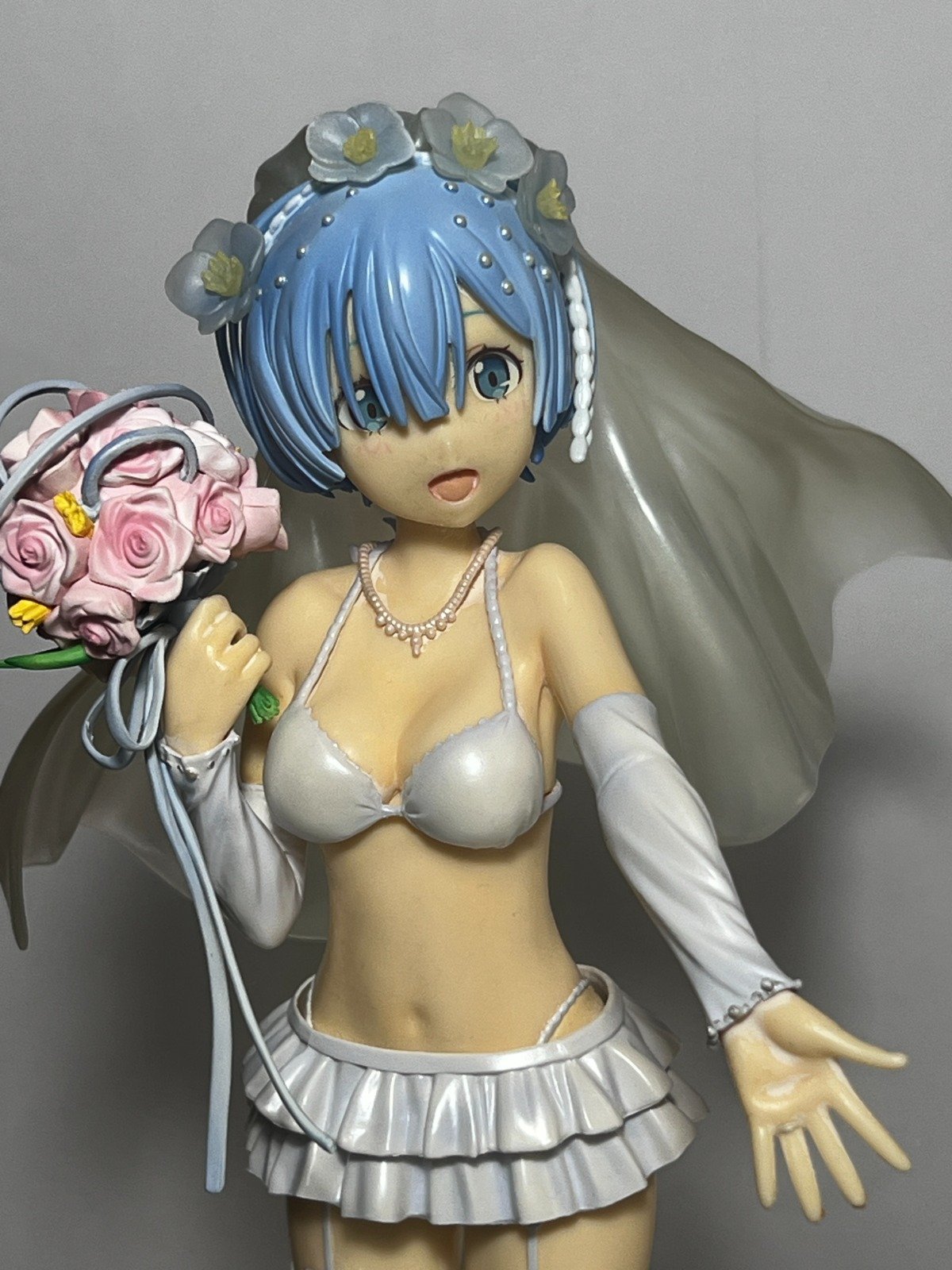 ฟิกเกอร์ Rem Wedding Ver. Re:Zero มือ 2 รูปที่ 2