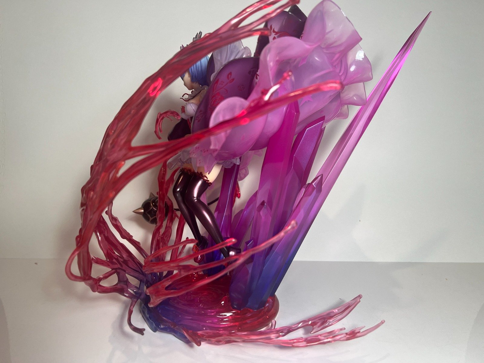 ฟิกเกอร์ Demon Rem Crystal Dress Ver. Re:Zero มือ 2 รูปที่ 7